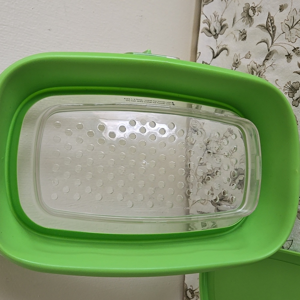 Progressive Green Plastic Vegtable Storage Container - Picture 5 of 8